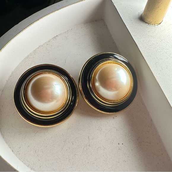 Givenchy Gold and Black Stud Earrings with Pearl Center - Picture 1 of 4